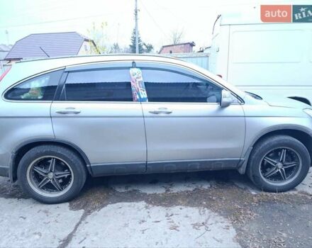 Серый Хонда СРВ, объемом двигателя 2 л и пробегом 228 тыс. км за 9500 $, фото 2 на Automoto.ua