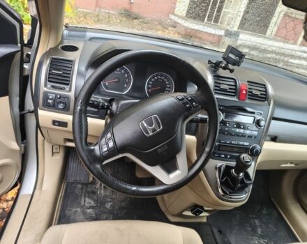 Серый Хонда СРВ, объемом двигателя 2 л и пробегом 260 тыс. км за 5000 $, фото 2 на Automoto.ua