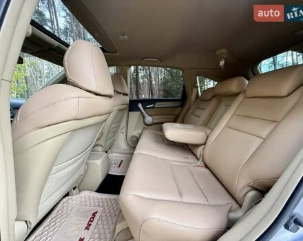 Серый Хонда СРВ, объемом двигателя 2.4 л и пробегом 164 тыс. км за 11450 $, фото 17 на Automoto.ua