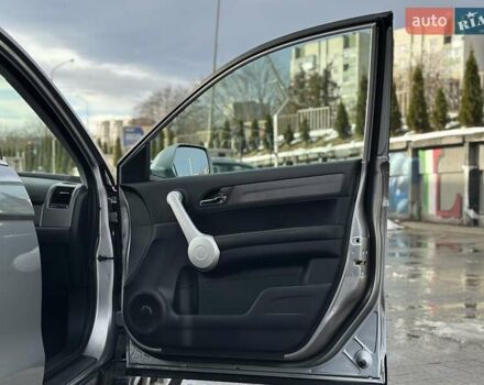 Сірий Хонда СРВ, об'ємом двигуна 2 л та пробігом 189 тис. км за 10750 $, фото 74 на Automoto.ua