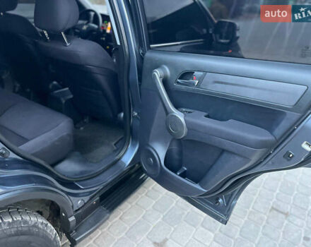 Серый Хонда СРВ, объемом двигателя 2 л и пробегом 268 тыс. км за 9999 $, фото 15 на Automoto.ua