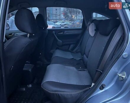 Серый Хонда СРВ, объемом двигателя 2 л и пробегом 196 тыс. км за 10990 $, фото 8 на Automoto.ua