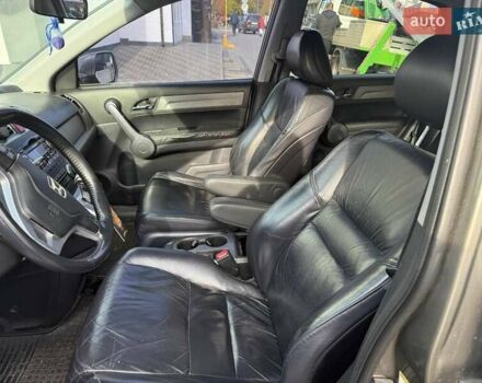 Хонда СРВ 2008 в Ирпене на Automoto.ua Серый Хонда СРВ, объемом двигателя 2.4 л и пробегом 215 тыс. км за 10500 $, фото 5 на Automoto.ua