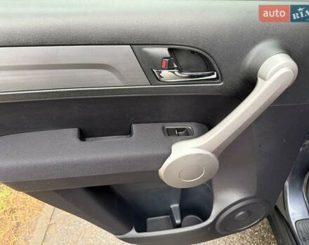 Сірий Хонда СРВ, об'ємом двигуна 2 л та пробігом 167 тис. км за 10999 $, фото 37 на Automoto.ua