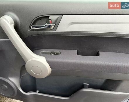 Сірий Хонда СРВ, об'ємом двигуна 2 л та пробігом 167 тис. км за 10450 $, фото 37 на Automoto.ua