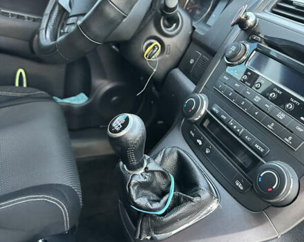 Серый Хонда СРВ, объемом двигателя 2 л и пробегом 193 тыс. км за 11200 $, фото 8 на Automoto.ua