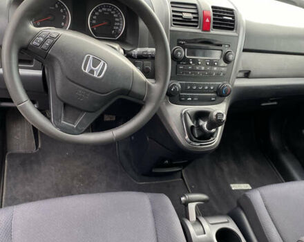 Хонда СРВ 2008 в Радивилове на Automoto.ua Серый Хонда СРВ, объемом двигателя 2 л и пробегом 252 тыс. км за 9550 $, фото 17 на Automoto.ua