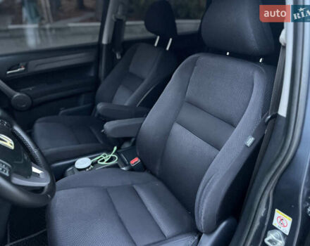 Сірий Хонда СРВ, об'ємом двигуна 2 л та пробігом 238 тис. км за 9499 $, фото 15 на Automoto.ua