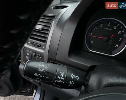 Серый Хонда СРВ, объемом двигателя 2 л и пробегом 157 тыс. км за 11350 $, фото 24 на Automoto.ua