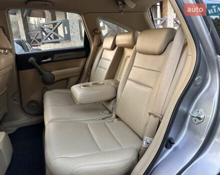 Серый Хонда СРВ, объемом двигателя 2.4 л и пробегом 212 тыс. км за 8900 $, фото 15 на Automoto.ua