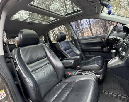 Серый Хонда СРВ, объемом двигателя 2.35 л и пробегом 200 тыс. км за 9999 $, фото 24 на Automoto.ua