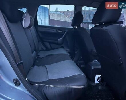 Серый Хонда СРВ, объемом двигателя 2 л и пробегом 196 тыс. км за 10990 $, фото 11 на Automoto.ua