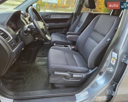 Хонда СРВ 2009 в Харькове на Automoto.ua Серый Хонда СРВ, объемом двигателя 2.2 л и пробегом 211 тыс. км за 11300 $, фото 28 на Automoto.ua