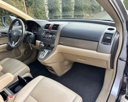 Серый Хонда СРВ, объемом двигателя 2.4 л и пробегом 212 тыс. км за 8900 $, фото 9 на Automoto.ua