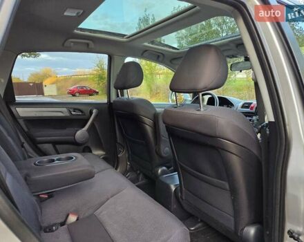 Хонда СРВ 2009 в Харькове на Automoto.ua Серый Хонда СРВ, объемом двигателя 2.2 л и пробегом 211 тыс. км за 11300 $, фото 34 на Automoto.ua