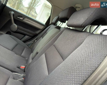 Сірий Хонда СРВ, об'ємом двигуна 2 л та пробігом 187 тис. км за 10950 $, фото 31 на Automoto.ua