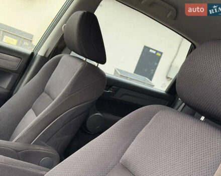 Сірий Хонда СРВ, об'ємом двигуна 2 л та пробігом 187 тис. км за 10950 $, фото 24 на Automoto.ua