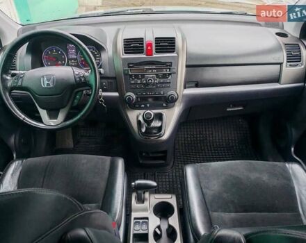 Серый Хонда СРВ, объемом двигателя 2.2 л и пробегом 251 тыс. км за 13700 $, фото 7 на Automoto.ua