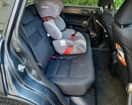 Серый Хонда СРВ, объемом двигателя 2.2 л и пробегом 265 тыс. км за 13000 $, фото 5 на Automoto.ua