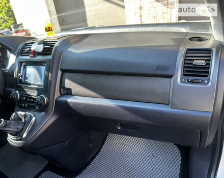 Серый Хонда СРВ, объемом двигателя 2.2 л и пробегом 202 тыс. км за 13000 $, фото 14 на Automoto.ua