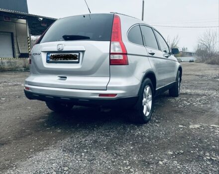 Сірий Хонда СРВ, об'ємом двигуна 2.4 л та пробігом 178 тис. км за 10800 $, фото 1 на Automoto.ua