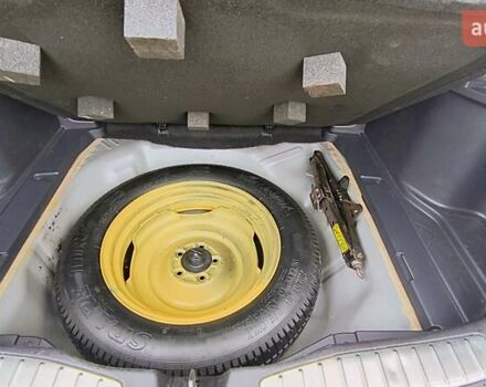 Серый Хонда СРВ, объемом двигателя 2 л и пробегом 230 тыс. км за 12500 $, фото 32 на Automoto.ua