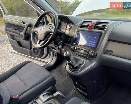 Серый Хонда СРВ, объемом двигателя 2.2 л и пробегом 246 тыс. км за 11850 $, фото 64 на Automoto.ua