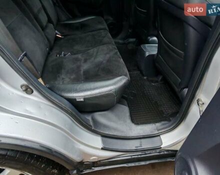 Серый Хонда СРВ, объемом двигателя 2.2 л и пробегом 251 тыс. км за 13700 $, фото 17 на Automoto.ua