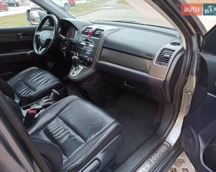 Серый Хонда СРВ, объемом двигателя 2.2 л и пробегом 175 тыс. км за 15450 $, фото 17 на Automoto.ua