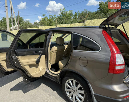 Серый Хонда СРВ, объемом двигателя 2.4 л и пробегом 160 тыс. км за 11000 $, фото 12 на Automoto.ua