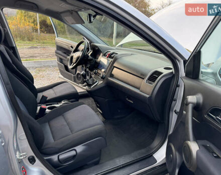 Серый Хонда СРВ, объемом двигателя 2.2 л и пробегом 246 тыс. км за 11850 $, фото 63 на Automoto.ua