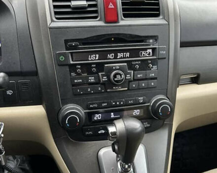 Серый Хонда СРВ, объемом двигателя 2 л и пробегом 175 тыс. км за 10500 $, фото 13 на Automoto.ua