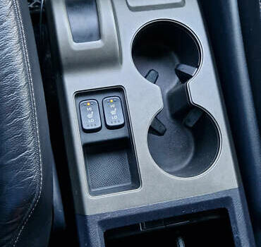 Хонда СРВ 2010 в Днепре (Днепропетровске) на Automoto.ua Серый Хонда СРВ, объемом двигателя 2.2 л и пробегом 229 тыс. км за 13300 $, фото 35 на Automoto.ua