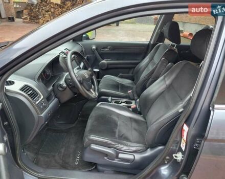 Серый Хонда СРВ, объемом двигателя 2.2 л и пробегом 275 тыс. км за 12400 $, фото 14 на Automoto.ua