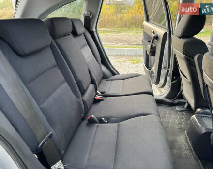 Серый Хонда СРВ, объемом двигателя 2.2 л и пробегом 246 тыс. км за 11850 $, фото 61 на Automoto.ua