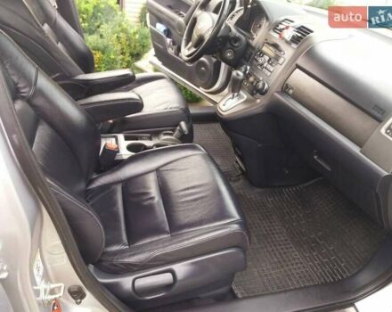 Серый Хонда СРВ, объемом двигателя 2.4 л и пробегом 145 тыс. км за 16000 $, фото 5 на Automoto.ua