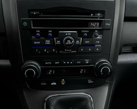 Серый Хонда СРВ, объемом двигателя 2 л и пробегом 175 тыс. км за 12299 $, фото 13 на Automoto.ua