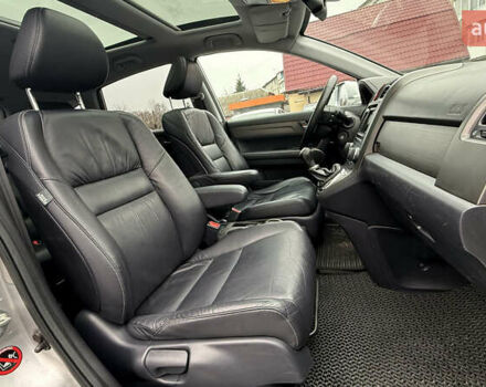 Серый Хонда СРВ, объемом двигателя 2.2 л и пробегом 204 тыс. км за 14000 $, фото 29 на Automoto.ua