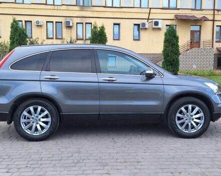 Серый Хонда СРВ, объемом двигателя 3 л и пробегом 252 тыс. км за 12800 $, фото 2 на Automoto.ua