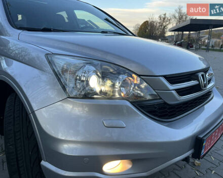 Хонда СРВ 2011 в Черновцах на Automoto.ua Серый Хонда СРВ, объемом двигателя 2.2 л и пробегом 218 тыс. км за 13990 $, фото 11 на Automoto.ua