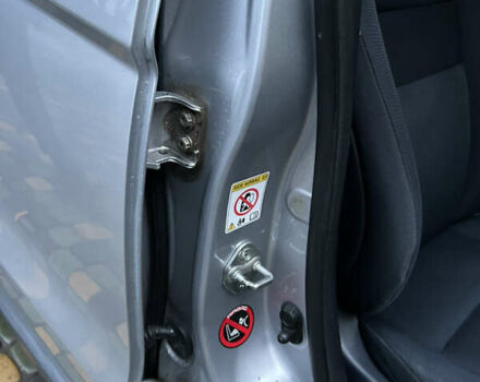 Серый Хонда СРВ, объемом двигателя 2 л и пробегом 300 тыс. км за 14500 $, фото 13 на Automoto.ua