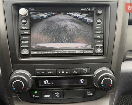 Серый Хонда СРВ, объемом двигателя 2.2 л и пробегом 204 тыс. км за 14000 $, фото 18 на Automoto.ua