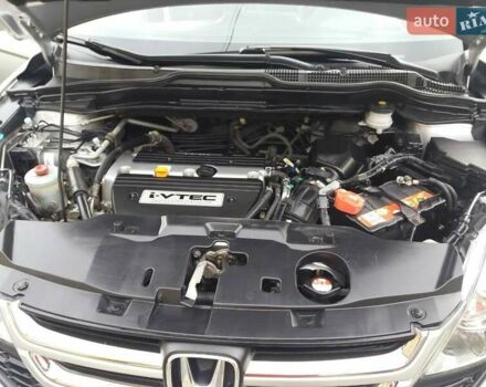 Серый Хонда СРВ, объемом двигателя 2.4 л и пробегом 145 тыс. км за 16000 $, фото 4 на Automoto.ua