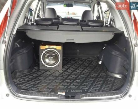 Серый Хонда СРВ, объемом двигателя 2.4 л и пробегом 145 тыс. км за 16000 $, фото 3 на Automoto.ua