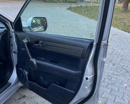 Хонда СРВ 2011 в Черновцах на Automoto.ua Серый Хонда СРВ, объемом двигателя 2.2 л и пробегом 218 тыс. км за 14250 $, фото 19 на Automoto.ua