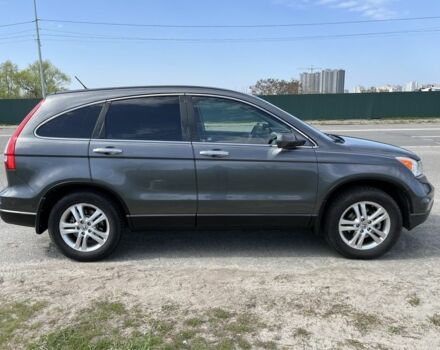 Серый Хонда СРВ, объемом двигателя 2.4 л и пробегом 236 тыс. км за 11600 $, фото 1 на Automoto.ua