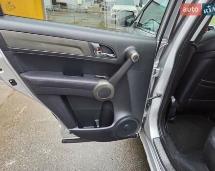 Сірий Хонда СРВ, об'ємом двигуна 2.2 л та пробігом 240 тис. км за 13700 $, фото 27 на Automoto.ua