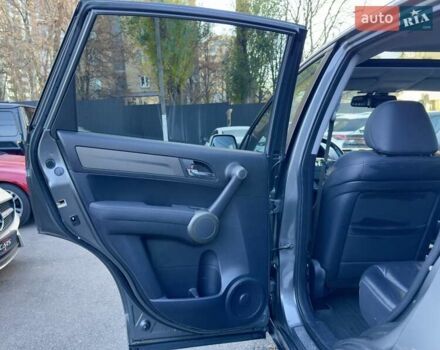 Сірий Хонда СРВ, об'ємом двигуна 2.4 л та пробігом 166 тис. км за 13900 $, фото 15 на Automoto.ua