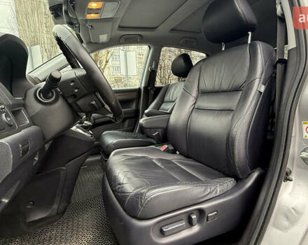 Серый Хонда СРВ, объемом двигателя 2.2 л и пробегом 204 тыс. км за 14000 $, фото 16 на Automoto.ua