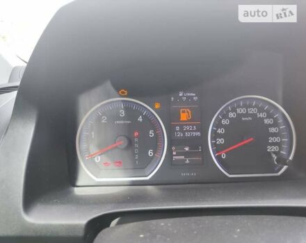 Сірий Хонда СРВ, об'ємом двигуна 2.2 л та пробігом 327 тис. км за 12500 $, фото 2 на Automoto.ua